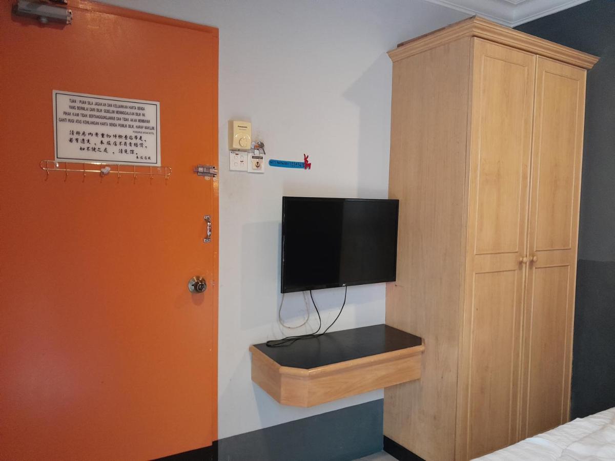 V Hotel Teluk Intan Εξωτερικό φωτογραφία