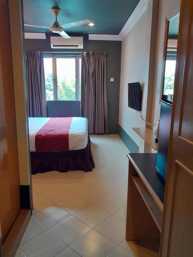 V Hotel Teluk Intan Εξωτερικό φωτογραφία