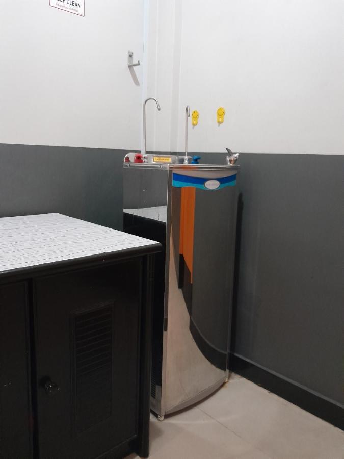 V Hotel Teluk Intan Εξωτερικό φωτογραφία