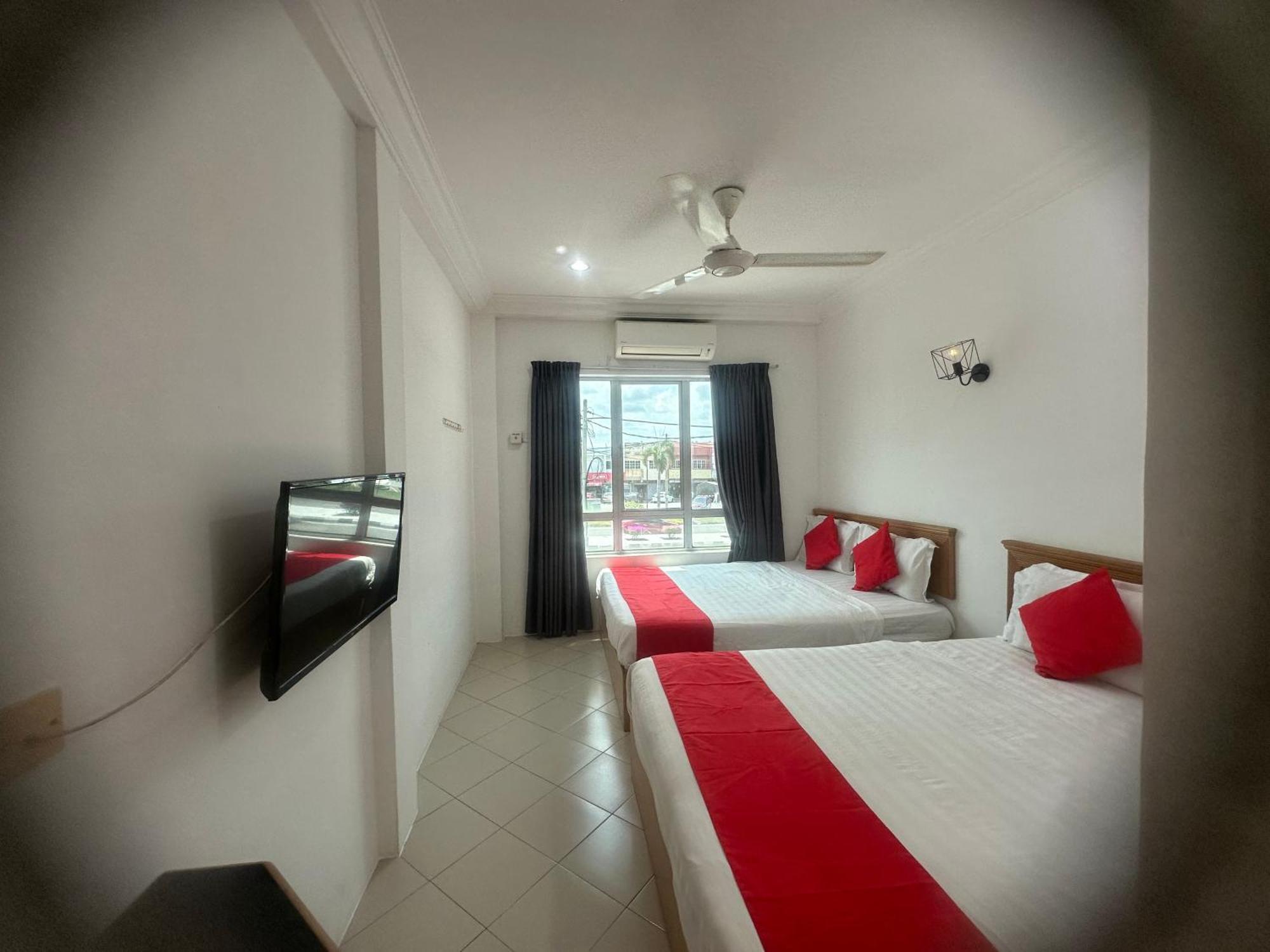 V Hotel Teluk Intan Εξωτερικό φωτογραφία