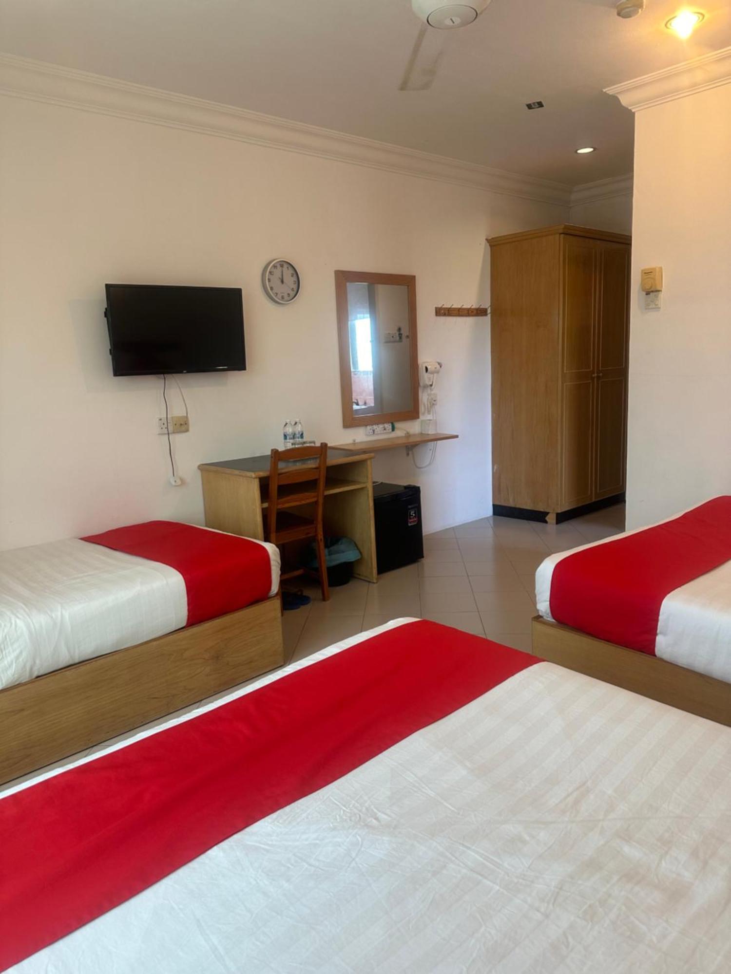 V Hotel Teluk Intan Εξωτερικό φωτογραφία